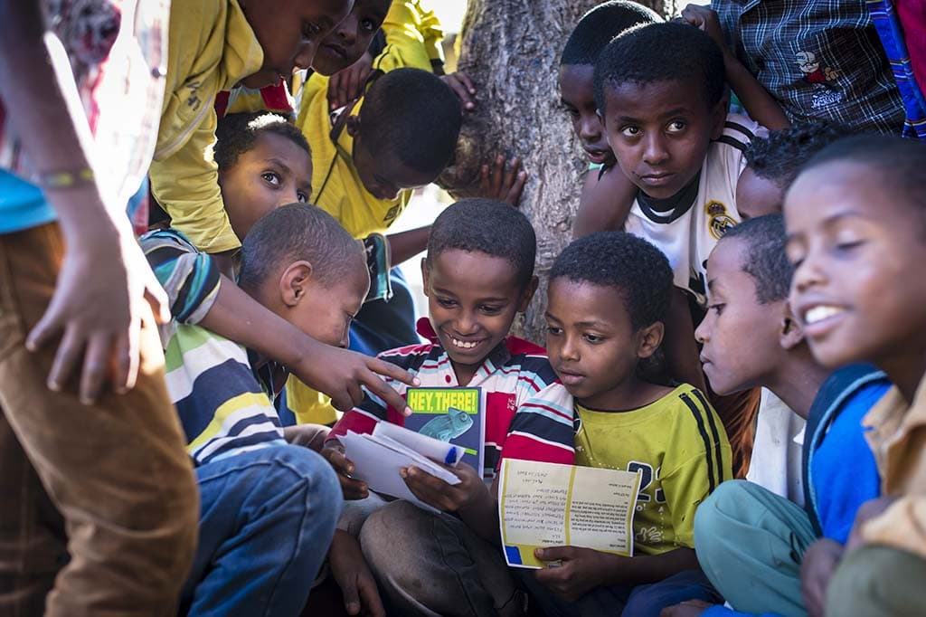 Reading letters